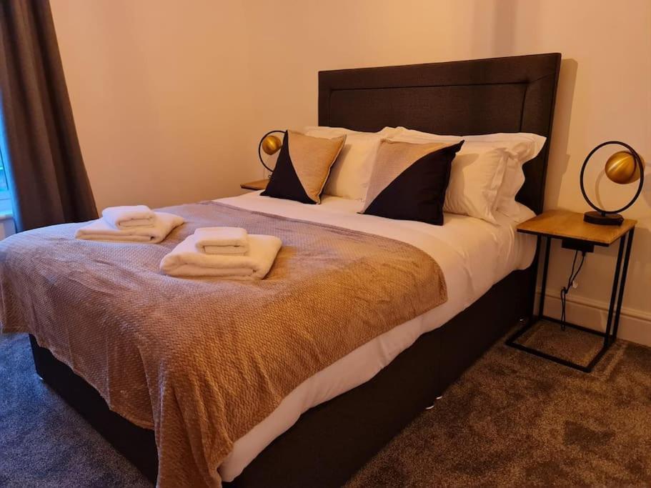 Centrally Located To The City Of Lincoln Dış mekan fotoğraf